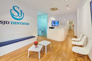 clinica dental en tenerife - recepcion