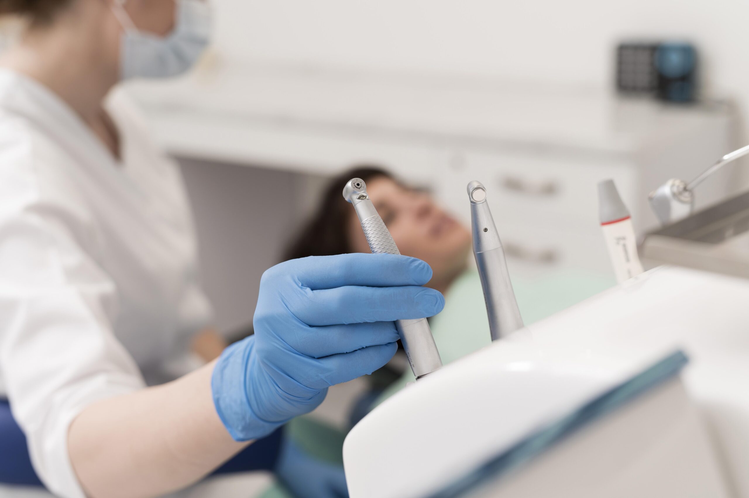 dental clinics tenerife - taking tool dental clinics tenerife - taking tool