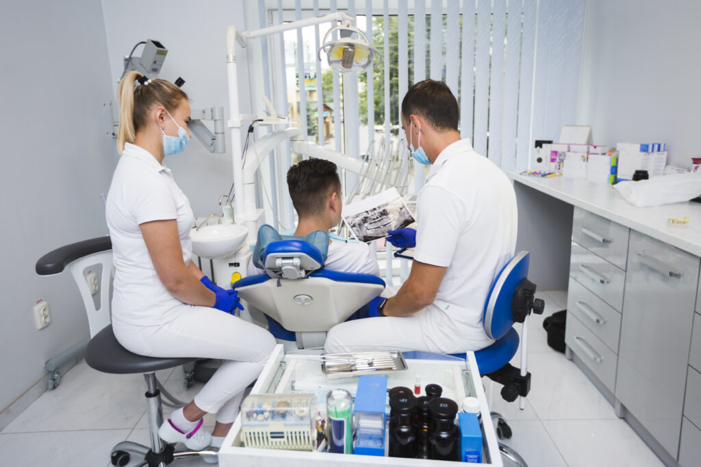 dentist in Tenerife-radio